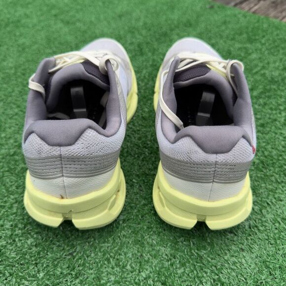 ON RUNNING CLOUD GO - Women’s Running Shoes - SIZE 9.5 - Picture 4 of 9